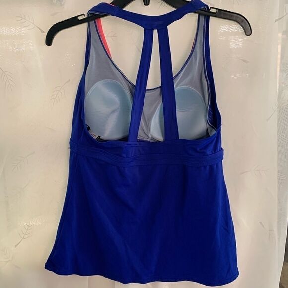 Nike top 12 blue pink trim on inside. - Picture 2 of 4